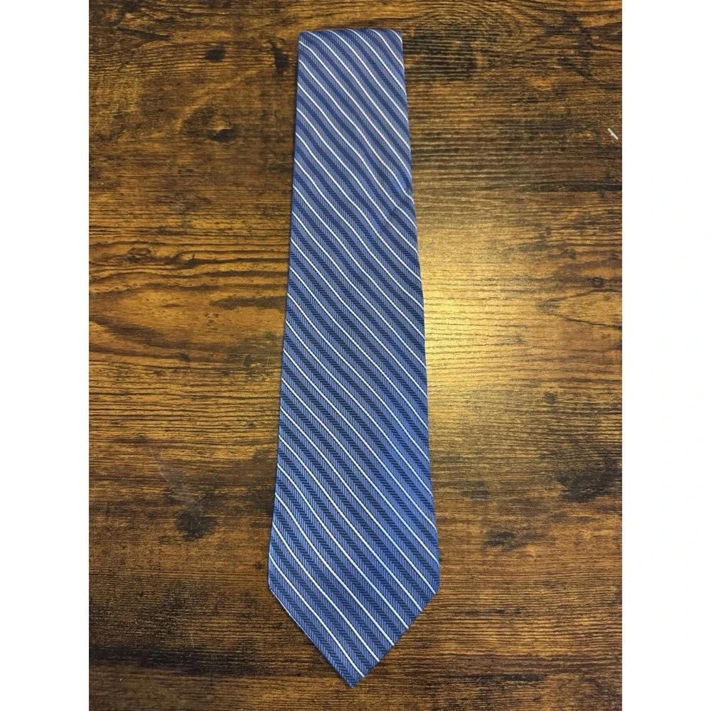 Brooks Brothers Men's Jacquard 100% Silk Tie - Blue/White Striped - Pointed